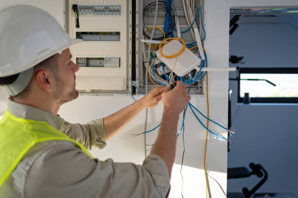 Best Local Electrician Companies  in Groveland, ID